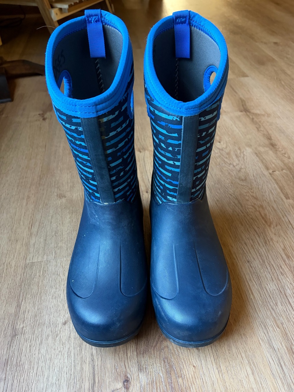 BOGS Neo Classic Stripe Boots Youth 5 EU 38 Blue Waterproof Insulated Winter